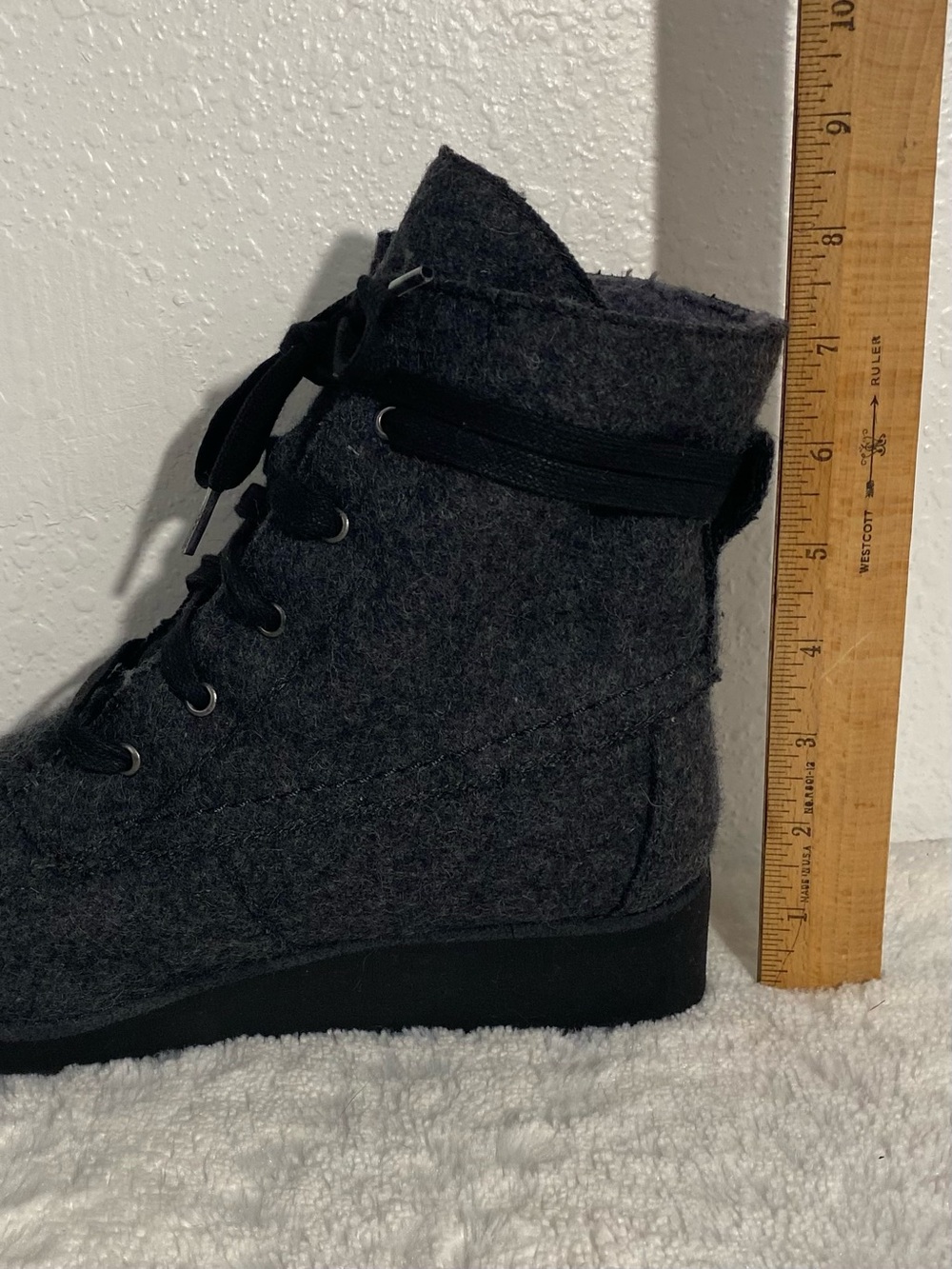Bearpaw Krista Charcoal Gray Wool Felt Lace Up Boots Women’s Size 9 - Picture 10 of 12